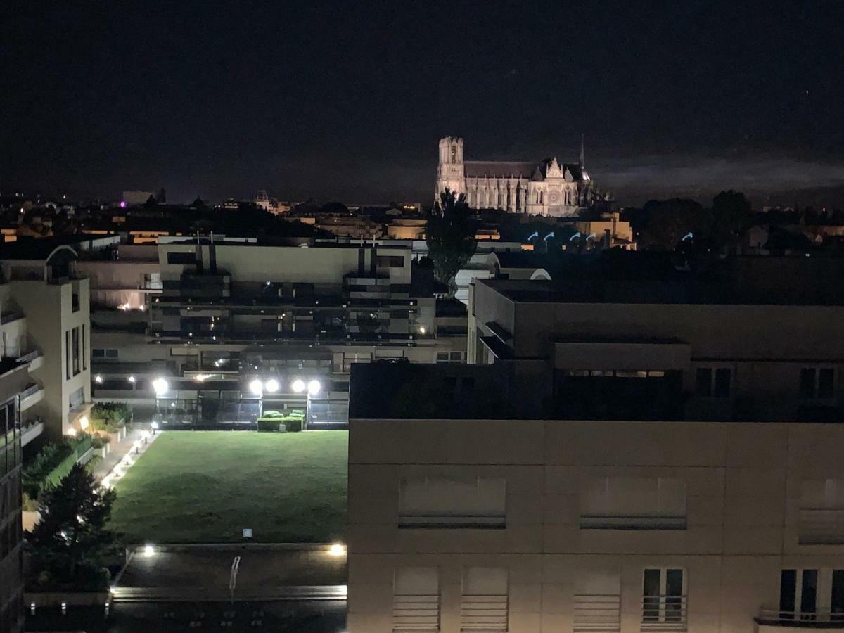 Apartmán Le Septieme - Vue Cathedrale - Saint Remi Remeš Exteriér fotografie